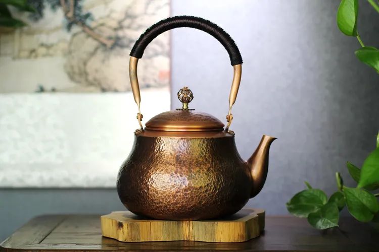 Pear Shaped Hammer Pattern Copper Teapot