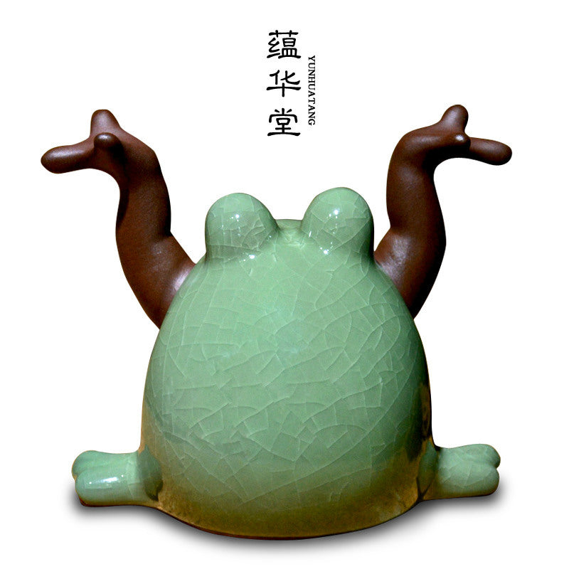 Boutique Cartoon Frog Purplue Sand Tea Pet Decoration Creative Ceramic Pen Holder Pen Holder Tea Utensils