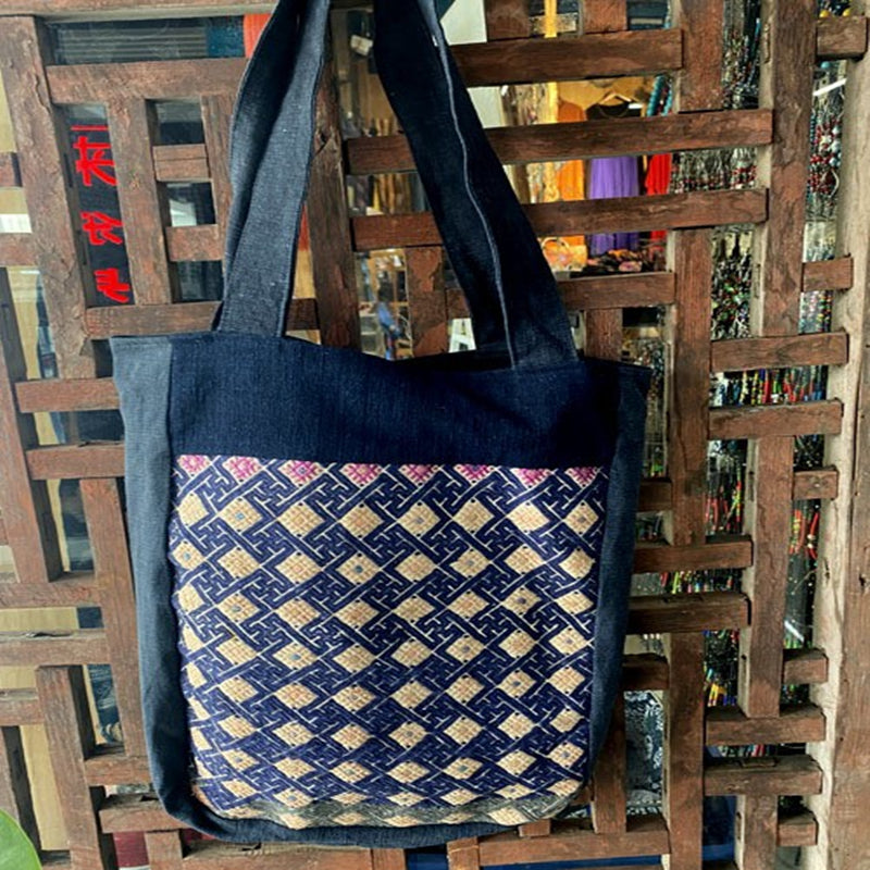 Ethnic Style Shoulder Bag Bag Yunnan Vintage Embroidery Handmade Embroidery Stitching Blue Dyed All-Match Simple Batik Hand Bag