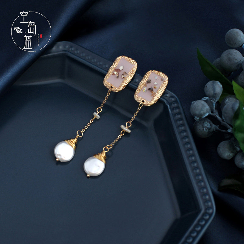 Entry Lux Colorful Shell Pearl Baroque Eardrop Earrings