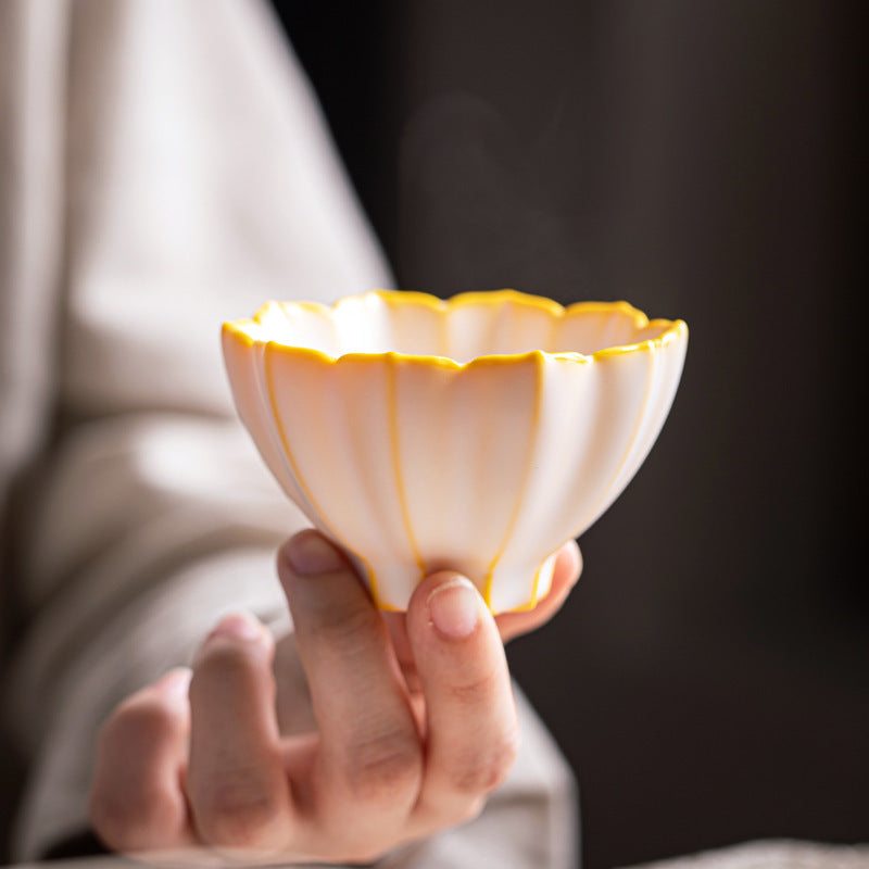 Lard Frozen Yellow Flower Tea Cup