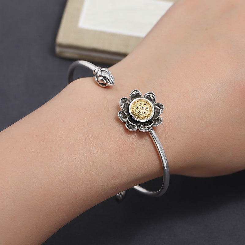 Retro Simple Rotating  Silver Lotus Bracelet