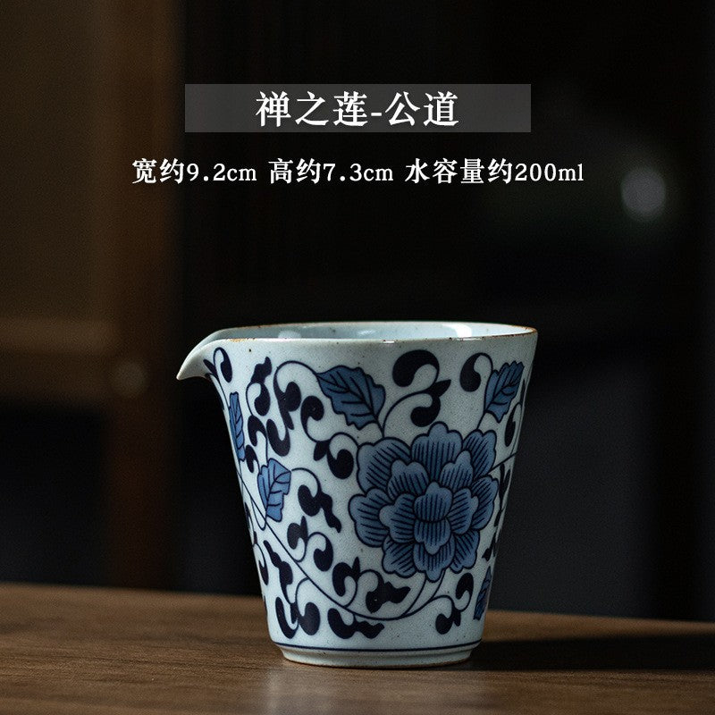 Blue and White Porcelain Pitcher Retro Large Ceramic Tea Pitcher Fair Cup Tea Pot Tea Utensils