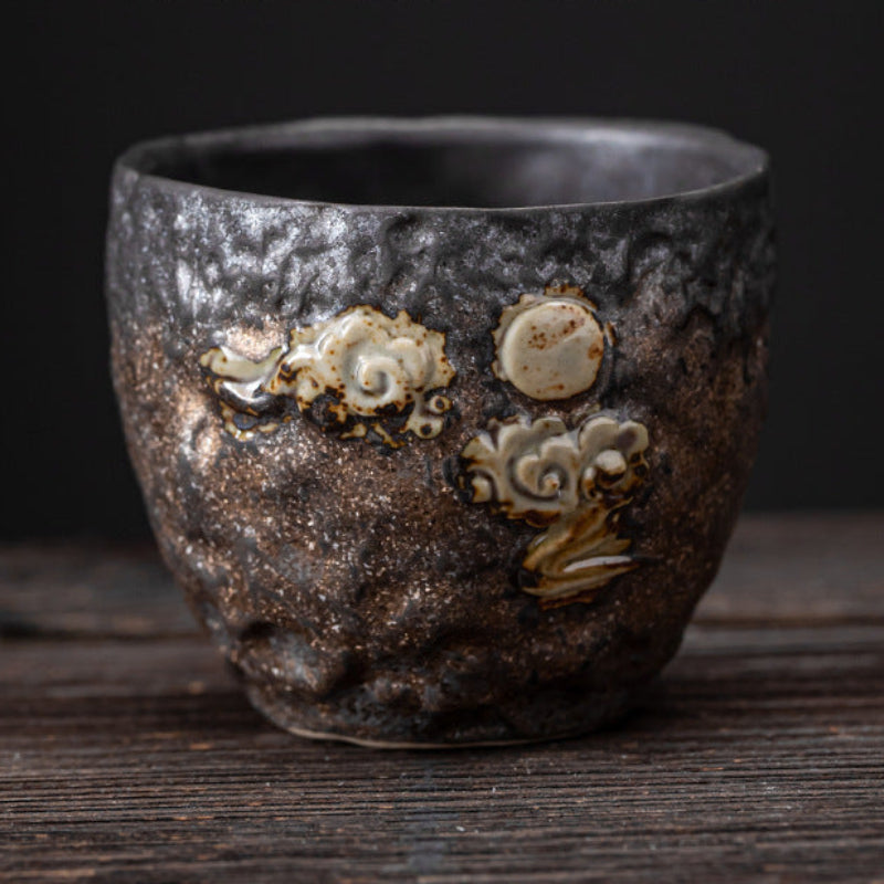 Japanese Style Gilding Iron Glaze Tea Cup