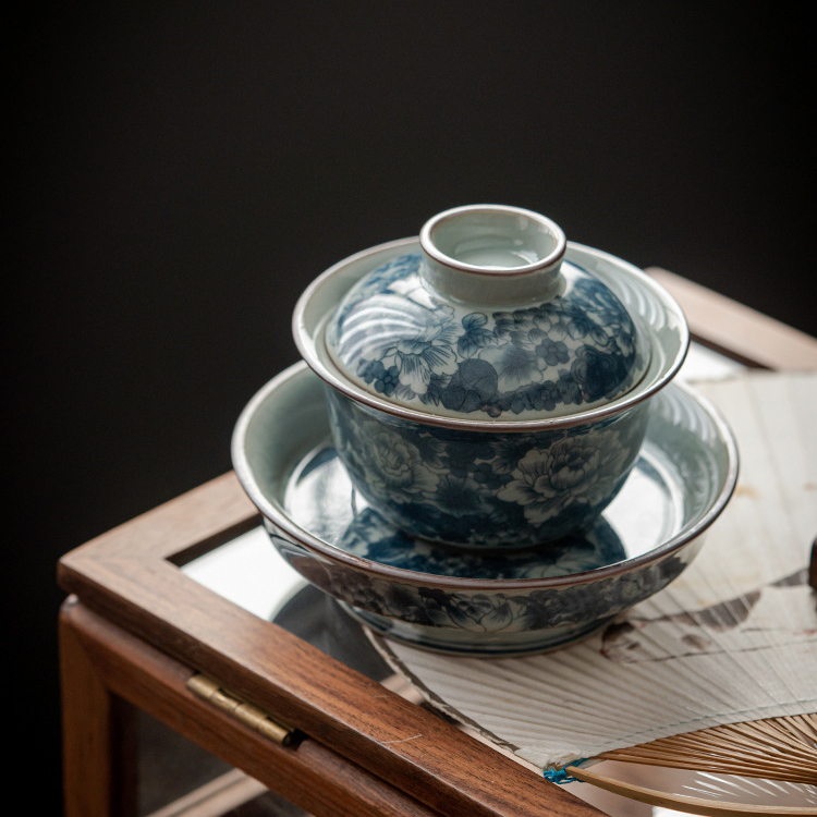 Lotus Antique Blue and White Porcelain Gaiwan Tea Set