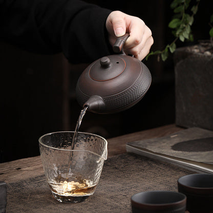 Chinese Style Handmade Blind Dagger Teapot