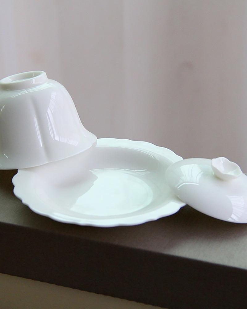 White Flower Porcelain Gaiwan Tea Set - gloriouscollection