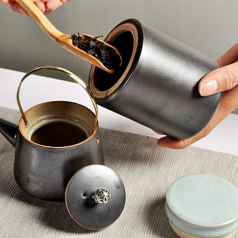 Japanese Style Coarse Zen Style Tea Jar