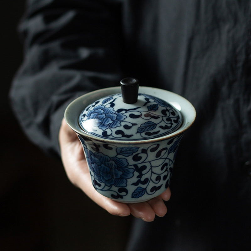 Vintage Blue and White Chinese Ceramic Gaiwan