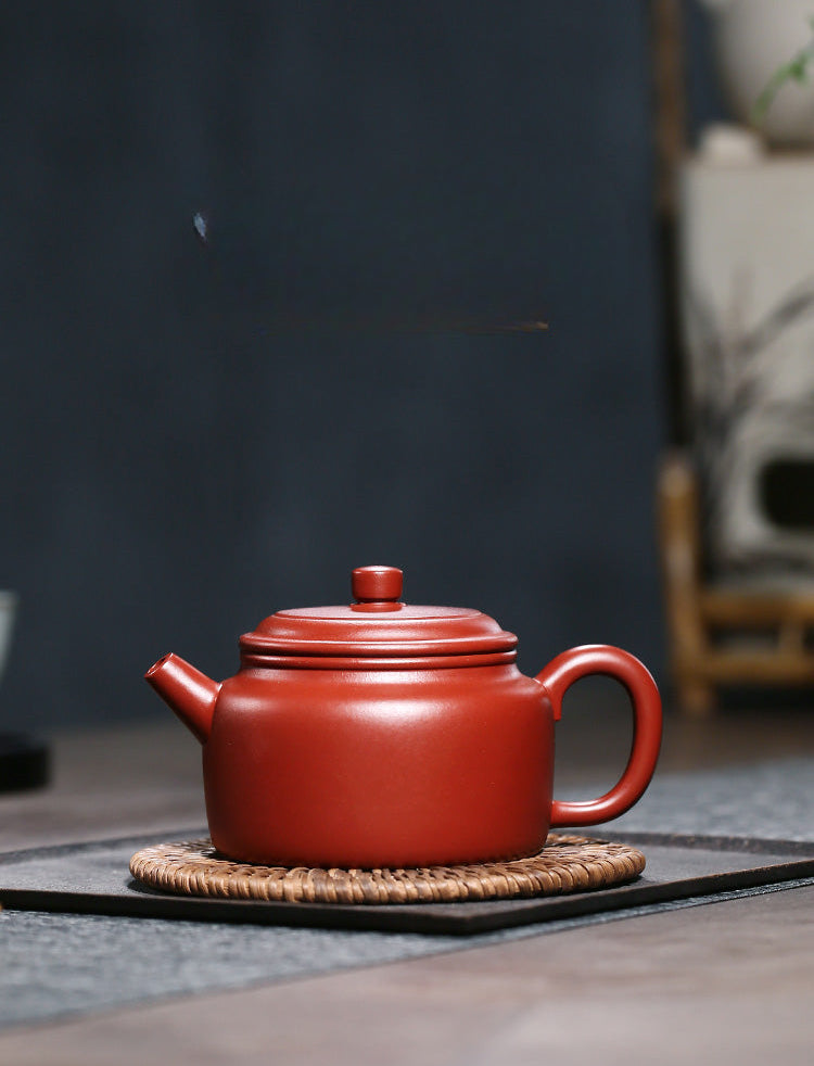 Yixing De Zhong Purple Clay Teapot