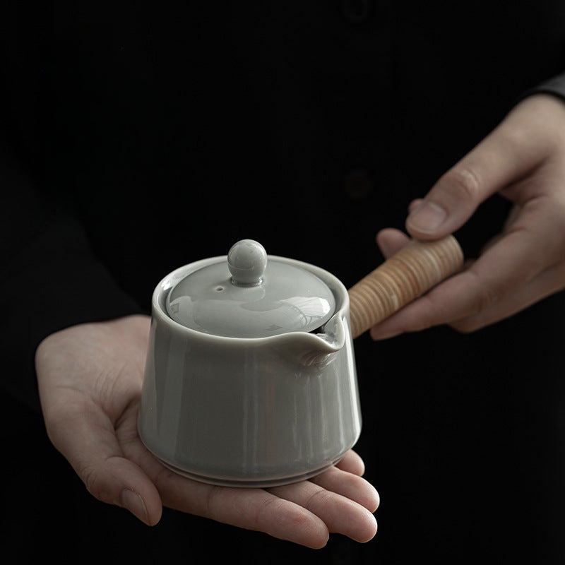 Smoky Gray Glaz Yunhuai Side Handle Teapot