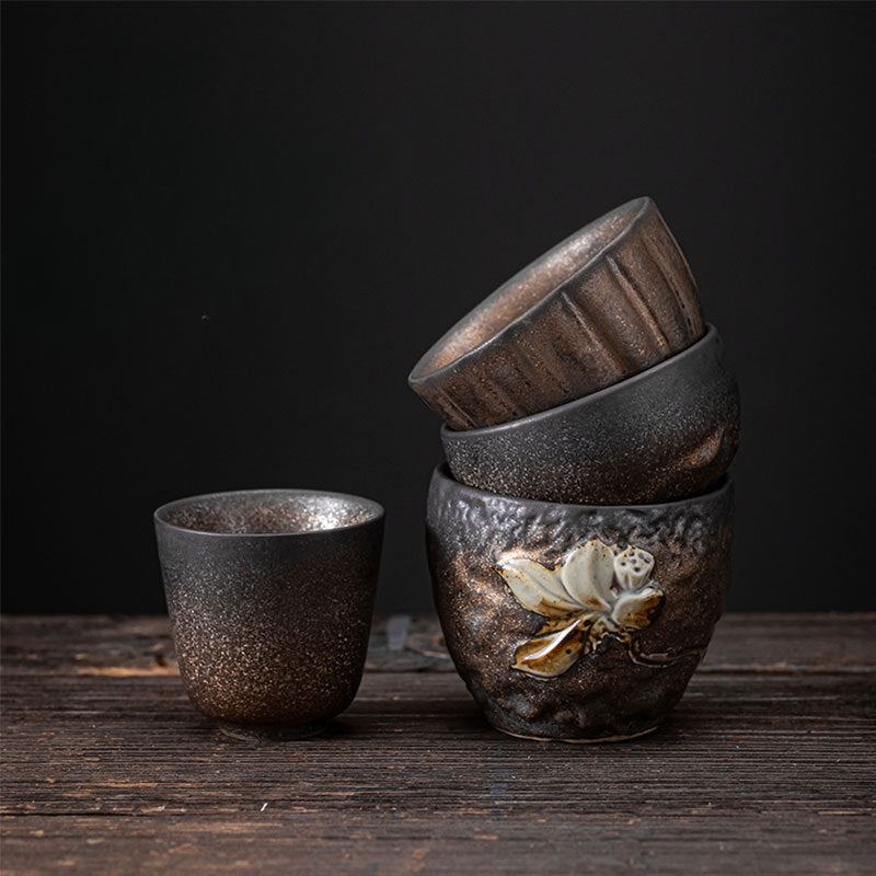 Japanese Style Gilding Iron Glaze Tea Cup