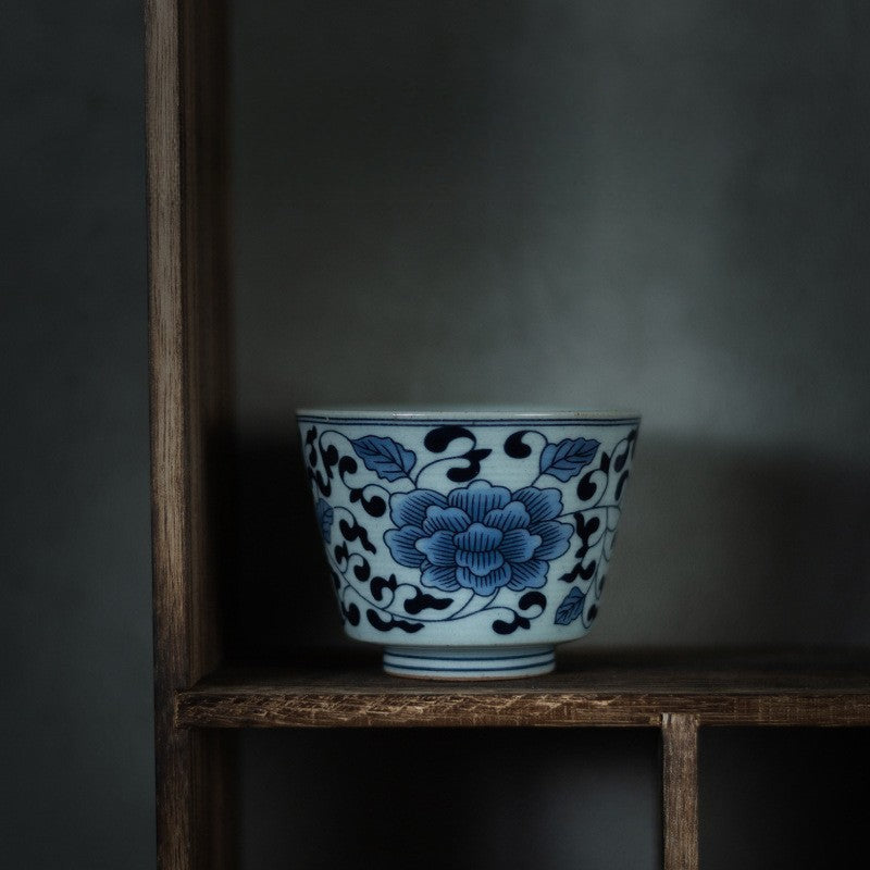 Retro Blue and White Porcelain Tea Cup