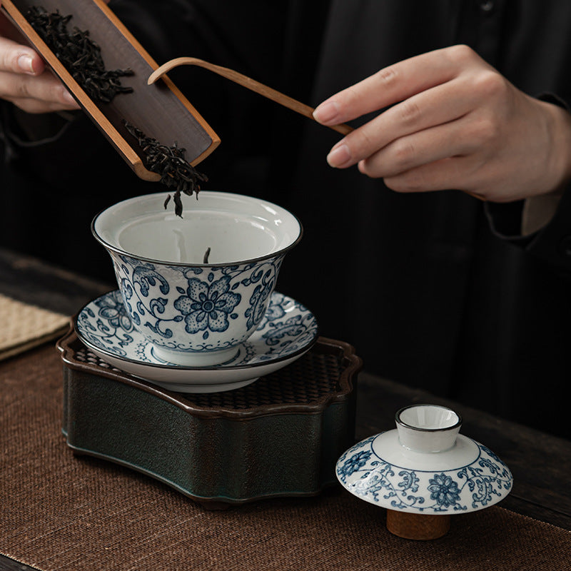 Chinese Retro Blue and White Porcelain Gaiwan