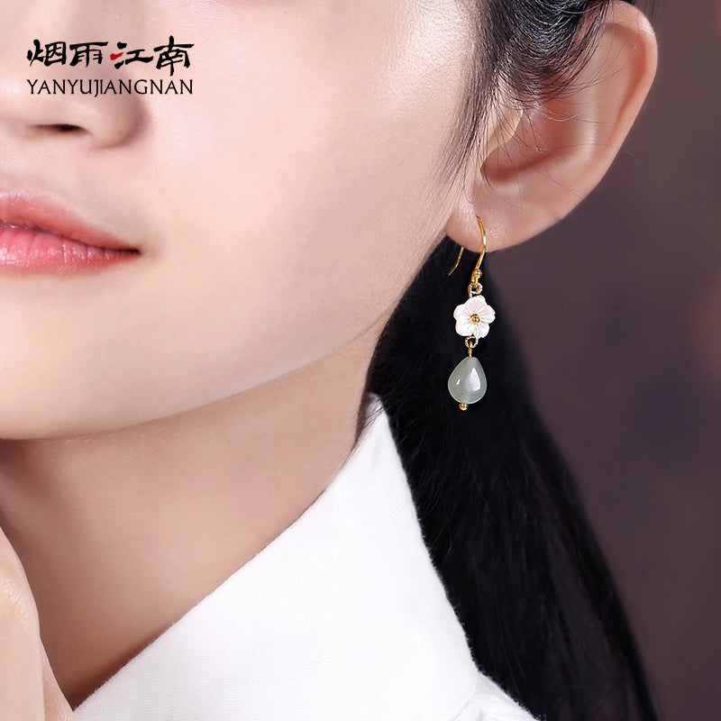 Elegant Shell Flower Dongling Jade Earrings
