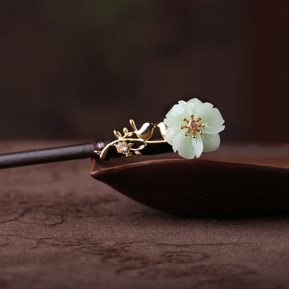 Ancient Style Handmade Floral Grape Stone Jade Hairpin