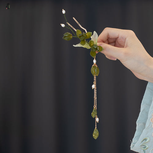 Antique-Style Green Glass Flower Tassel Hairpin