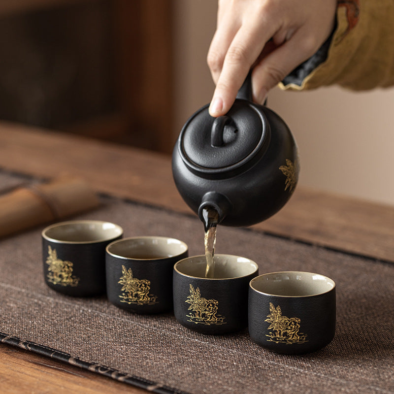 Black Porcelain Gold Drawing Teapot