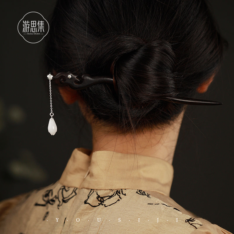 Simple Ancient Style White Magnolia Ebony Hairpin