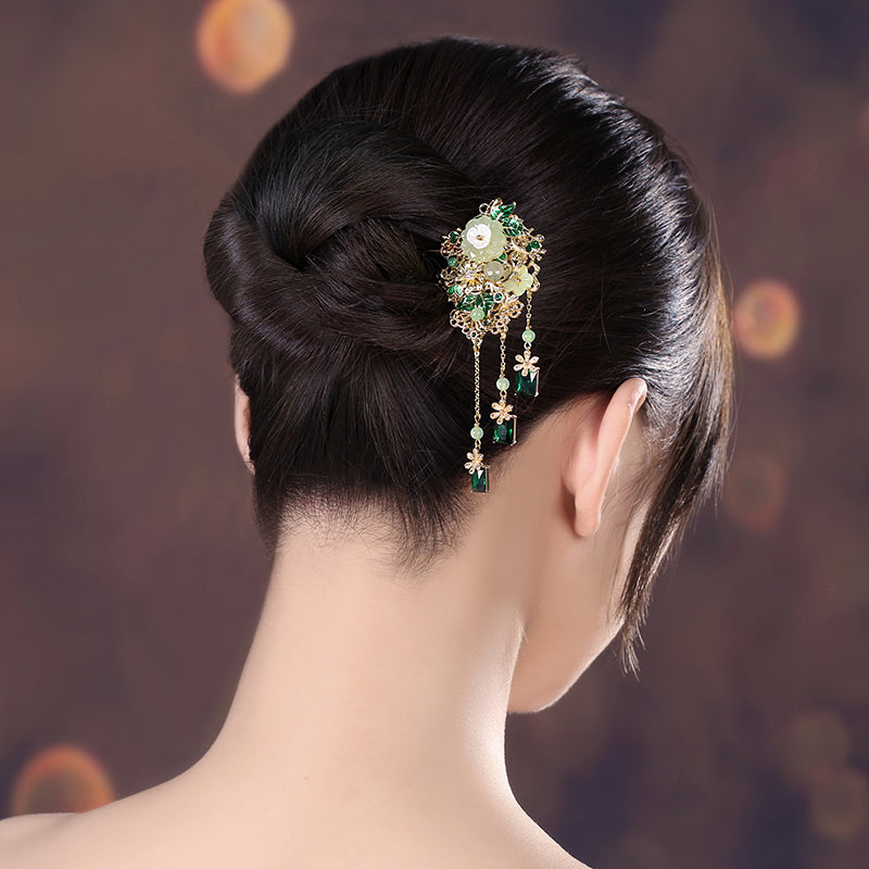 Ancient Style Green Jade and Glass Shell Flower Hairpin