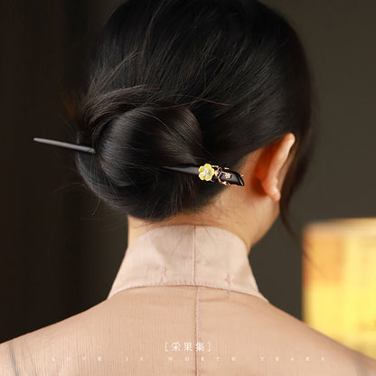 Modern Simple Ebony Flower Hairpin