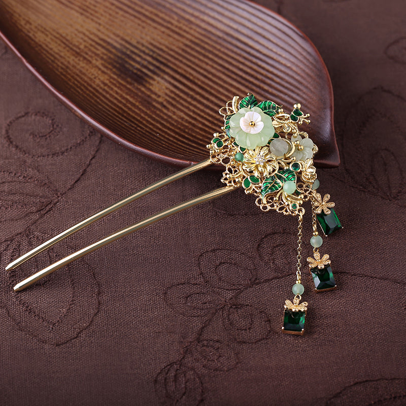 Ancient Style Green Jade and Glass Shell Flower Hairpin