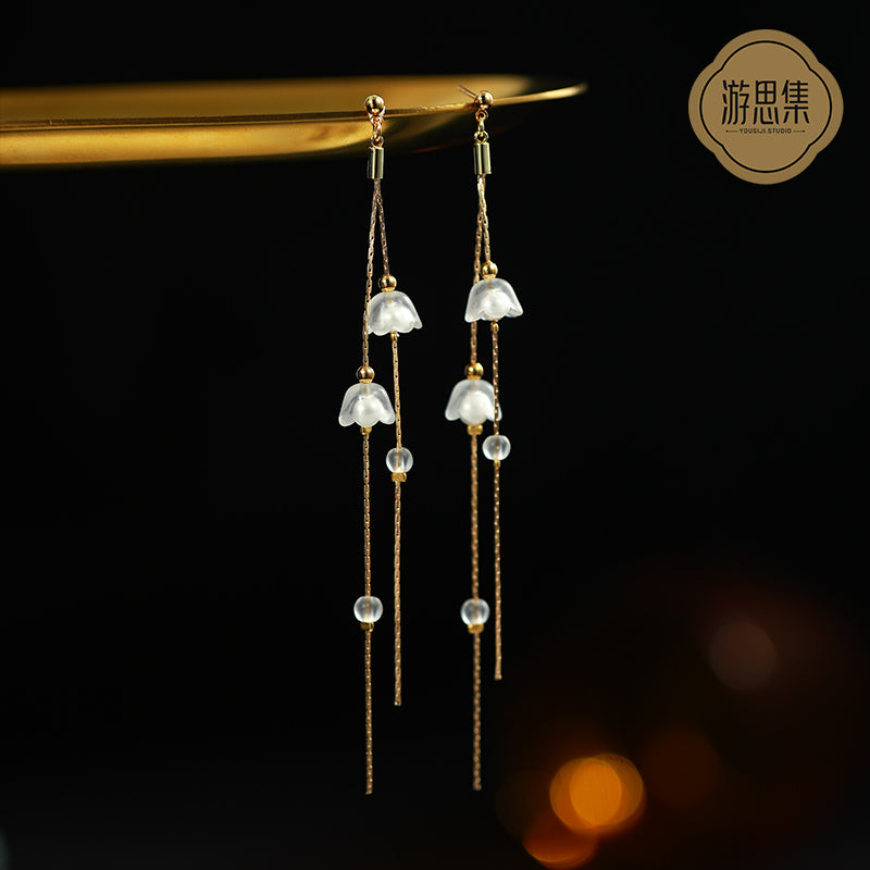 Wind Chime Flower White Crystal Resin Gilded Earrings