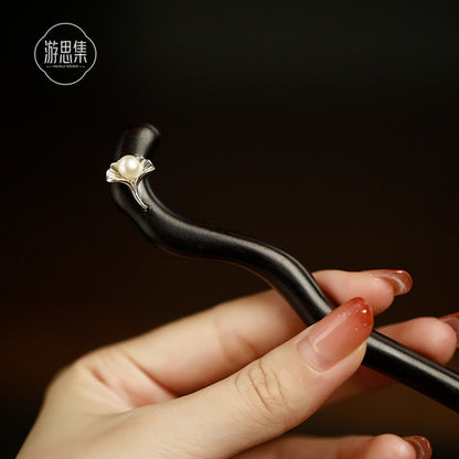 Simple Daily Leaf Pearl Ebony Hairpin
