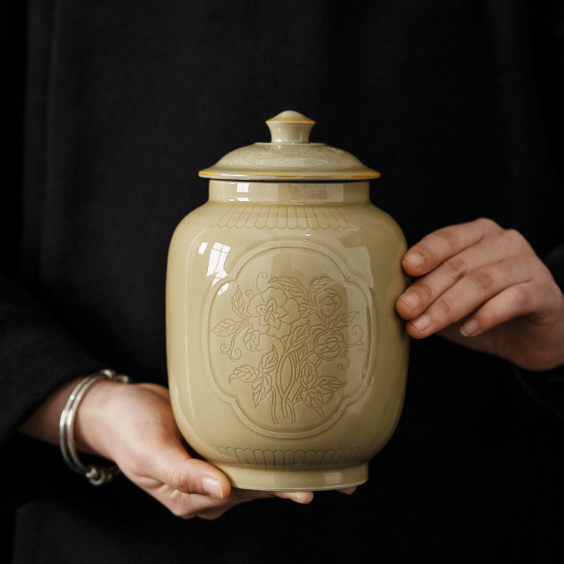 Dehua Ding Ware Yellow Ceramic Tea Jar