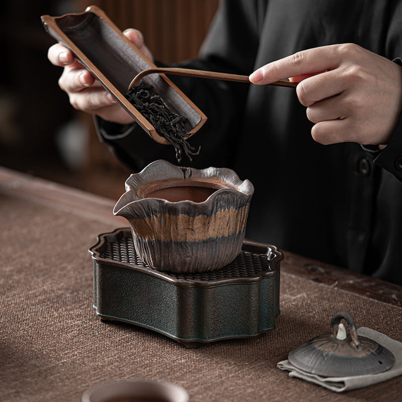 Japanese Style Small Gilded Iron Glaze Gaiwan