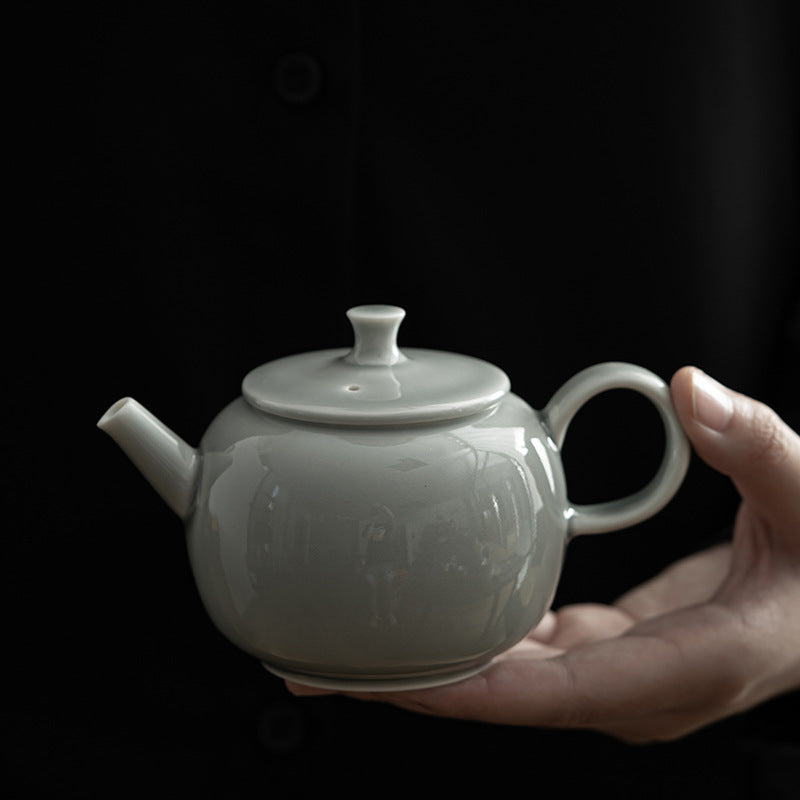 Ice Gray Glaze Travel Valley Hand Holding Teapot
