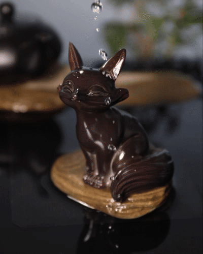 8 Styles Brass Cute Cats Figurines Miniatures Desktop Ornament Classical  Small Animal Tea Pet Home Decoration : : Home